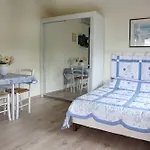 勒特姆特酒店和一室公寓 Saint-Raphaël