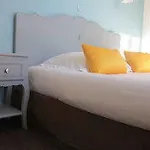 Hotel Le Thimothee : & Saint-Raphael (Var)