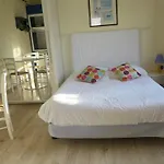 Le Thimothee : & Hotel