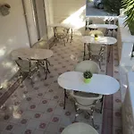 勒特姆特酒店和一室公寓 酒店 2*