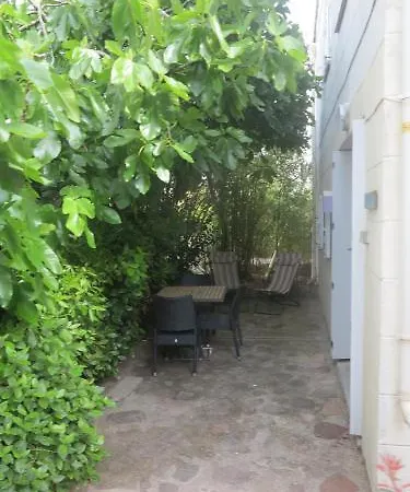 Le Thimothee : & Hotel