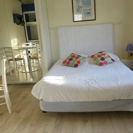 Le Thimothee : & Hotel